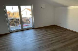 Wohnung mieten in Kirchstraße, 87651 Bidingen, Wohnen mit Charakter: 3-Zimmer-Dachgeschosswohnung in Bidingen