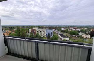 Wohnung mieten in Lutherstraße 20, 06231 Bad Dürrenberg, Fernblick, 2 Balkone und Aufzug! Zentral gelegene 2-Zimmer-Wohnung!