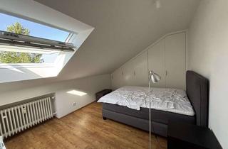 Wohnung mieten in Bahnhofstraße, 40883 Ratingen, Möblierte, modernisierte 2-Zimmer-Dachgeschosswohnung in Ratingen