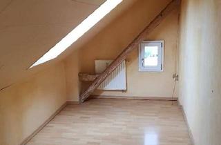 Wohnung mieten in Grenzstraße 10, 09376 Oelsnitz, Lebensraum mit Weitblick: 3-Zimmer-Wohnung in Oelsnitz