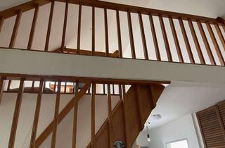 Wohnung mieten in Lomerstraße 67, 22047 Wandsbek, Helle 2-Zimmer-Dachgeschoss-Wohnung mit Galerie