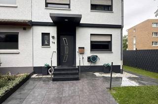Haus kaufen in 53913 Swisttal, Wohnen mit Charakter: Großzügiges Haus in Swisttal-Heimerheim