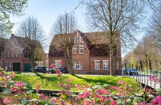 Haus kaufen in 25840 Friedrichstadt, Großzügiges Stadthaus in Wasserlage - bereit für neue Geschichten