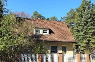 Haus kaufen in 14547 Beelitz, Familienglück im Grünen – mit Garten, Pool und Raum für gemeinsame Momente!