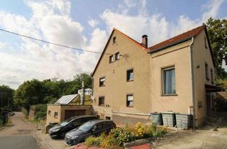 Haus kaufen in 09661 Striegistal, Charmantes Ein- oder Zweifamilienhaus mit Potenzial, großer Garage, Garten & Nebengebäuden