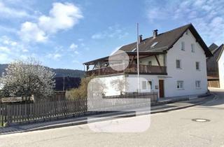 Haus kaufen in 92555 Trausnitz, Zwei großzügige Wohneinheiten und ein schöner Garten