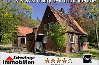 Haus kaufen in Am Bruch, 21755 Hechthausen, 2.799 m² Grundstück mit Wohnhaus direkt am Bahnhof zu verkaufen.