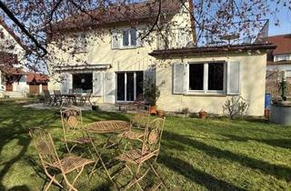 Einfamilienhaus kaufen in 88682 Salem, Am schönsten Platz wohnen!Einfamilienhaus mit großem Grundstück, wenige Schritte zum Schlosssee!