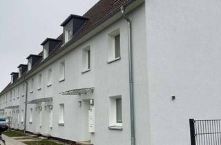 Wohnung mieten in Rehsprung 60, 23569 Kücknitz, Singles aufgepasst: Renovierte 1-Zimmer-Dachgeschoss Wohnung