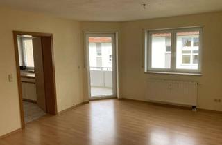 Wohnung mieten in Friedhofstraße 21, 89331 Burgau, Gepflegte 3-Raum-Wohnung in Burgau