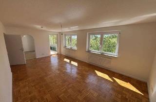 Wohnung mieten in Arnold-Böcklin-Straße 129, 89520 Heidenheim, ++Erstbezug nach Sanierung: Attraktive 4-Zimmer-Wohnung auf dem Mittelrain mit Balkon - Ab sofort!++