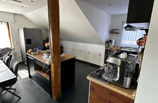 Wohnung mieten in Hintertor 28, 63477 Maintal, Ansprechende und gepflegte 4-Raum-DG-Wohnung mit gehobener Innenausstattung in Maintal