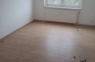 Wohnung mieten in Warhter Dorfstraße 55, 17268 Boitzenburger Land, 3-Zimmer-Wohnung komplett saniert in Seenähe