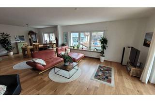 Wohnung mieten in Odenwaldstr., 69198 Schriesheim, Zentral, hell, saniert: Tolle 3-Zimmer-Wohnung mit Burgblick zu vermieten!