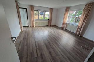 Wohnung mieten in 89297 Roggenburg, Großzügige 4-Zimmer teilweise möbliert Wohnung mit große Garten, Grillhütte, Teich, Carport & Garage