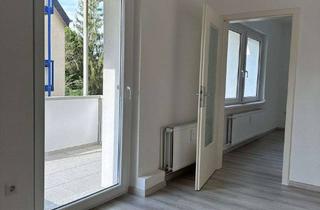 Wohnung mieten in Willi-Hofmann-Straße 46, 32756 Detmold, helle, gemütliche Dreizimmerwohnung mit Balkon
