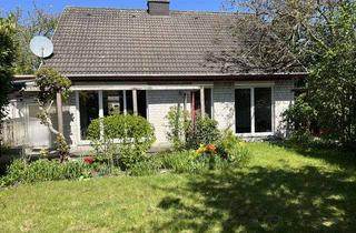 Einfamilienhaus kaufen in 48324 Sendenhorst, frei, großzügiges, unterkellertes Einfamilienhaus mit Kamin und Garage in EFH-Wohnlage.