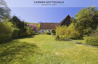 Grundstück zu kaufen in 82343 Pöcking, Erstklassiges Baugrundstück mit ca. 1.888 m² in sonniger, zentraler Lage - positiver Vorbescheid