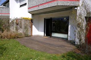 Wohnung kaufen in 65232 Taunusstein, Sonnige 2-Zimmer-Wohnung mit Garten!