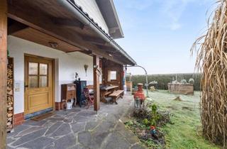 Wohnung kaufen in 83714 Miesbach, 4-Zimmer-Wohnung mit renovierten Innenausbau, Kamin & Abstellraum