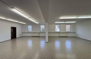 Büro zu mieten in 90765 Fürth, HEGERICH: Attraktive Gewerbeeinheit mit durchdachter Raumaufteilung