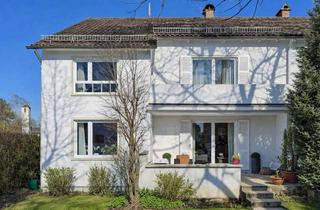 Doppelhaushälfte kaufen in 83022 Rosenheim, Charakterhaus in Rosenheim – mit Garten, Charme und Raum zur Neugestaltung