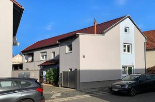 Haus kaufen in 67105 Schifferstadt, Neuwertiges Zweifamilienhaus in ruhiger Lage mit großem Garten