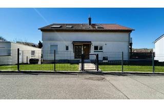 Wohnung kaufen in 75031 Eppingen, Moderne DG-Wohnung: Südbalkon + Garage - saniert und sofort bezugsfrei