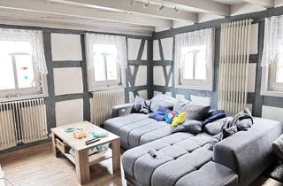Wohnung kaufen in 74177 Bad Friedrichshall, VERMIETETE 3-ZIMMERWOHNUNG MIT HISTORISCHEM FLAIR