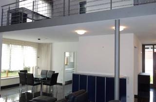 Haus kaufen in 74211 Leingarten, Barrierefrei mit Aufzug! Wertiges EFH mit 200 m² Wfl. sowie Garage mit 3 Stellplätzen