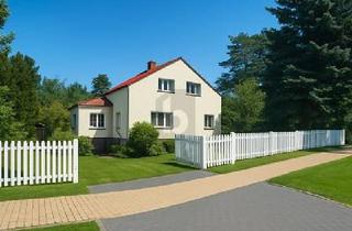 Einfamilienhaus kaufen in 16540 Hohen Neuendorf, RENOVIERUNGSOBJEKT MIT POTENZIAL