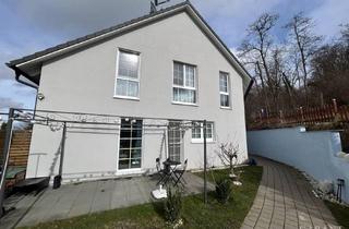 Doppelhaushälfte kaufen in 79379 Müllheim, "Exklusive Doppelhaushälften im Doppelpack - Nachhaltig wohnen für Familien & Freunde (A+)"