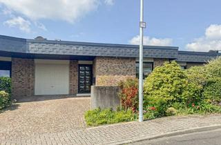 Haus kaufen in 40699 Erkrath, zeitlos eleganter Reihenbungalow