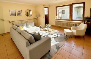 Wohnung mieten in 72555 Metzingen, 73 qm 3-Zimmer-Wohnung + 33 qm Hobby/Nutzraum, Terrasse, EBK, & TG-Stellplatz zentral in Metzingen