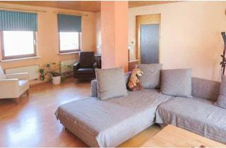 Wohnung kaufen in 71729 Erdmannhausen, Erdmannhausen - Großzügige 4-Zimmer-Wohnung mit Terrasse, Dachboden und viel Gestaltungspotenzial