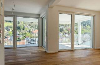Wohnung kaufen in 75323 Bad Wildbad, Bad Wildbad - Traumhafte Aussicht trifft auf moderne Architektur