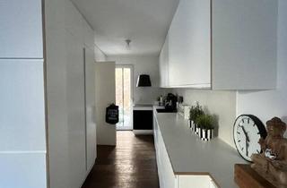 Einfamilienhaus kaufen in Alt-Bonames, 60437 Frankfurt, Frankfurt - Einfamilienhaus mit Traumgarten in Alt-Bonames