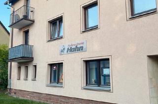 Wohnung kaufen in 97877 Wertheim, Wertheim - Attraktive 3-Zimmer-Wohnung mit Balkon & 2 Garagen