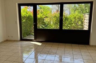 Wohnung kaufen in 44329 Dortmund, Dortmund - Barrierefreie EG-Wohnung mit eigenem Garten, Terrasse & Garage