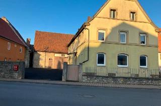 Haus kaufen in 97232 Giebelstadt, Giebelstadt - Sanierungsobjekt mit Potenzial - Mehrparteienhaus in Giebelstadt