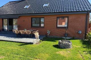Einfamilienhaus kaufen in 24837 Schleswig, Schleswig - Kernsaniertes Einfamilienhaus mit Ausbaupotential & großem Keller