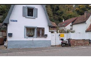 Einfamilienhaus kaufen in 67157 Wachenheim, Wachenheim an der Weinstraße - Gemütliches Haus mit Waldhang-Grundstück