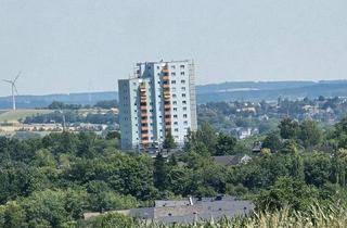 Wohnung kaufen in 95030 Hof, Hof - Provisionsfrei: 4,5-Zimmer-Wohnung im 9. Stock mit Balkon