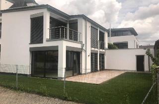 Einfamilienhaus kaufen in 85049 Ingolstadt, Ingolstadt - Ökologisches Massiv-Holzhaus ruhige Lage -5Min. zum Nordbahnhof