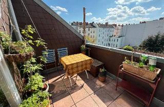 Wohnung kaufen in 13359 Berlin, Berlin - Dachgeschoss Maisonette 4 Zimmerwohnung von privat
