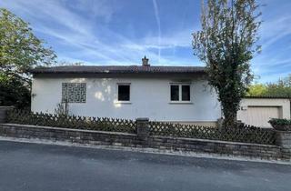 Haus kaufen in 97990 Weikersheim, Weikersheim - Kleines Wohnhaus in schöner Aussichtslage mit handwerklichen Geschick in Weikersheim sucht neuen Eigentümer