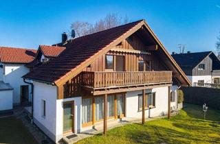 Wohnung kaufen in 82237 Wörthsee, Wörthsee - Traumhafte Dachgeschosswohnung mit Kaminofen und Einzelgarage in Wörthsee