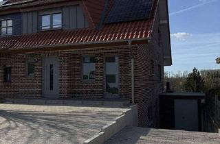 Haus kaufen in Gläsenerstr.11A, 33100 Paderborn, Paderborn-Neuenbeken - Neubau als ZweifamilienhausKfW40 QNG zukunftssicher