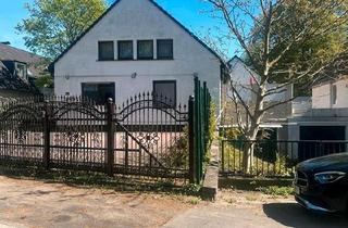 Einfamilienhaus kaufen in 22043 Hamburg, Hamburg - ohne Provision Einfamilienhaus mit Anbau gross 1136 m2 Vollkeller
