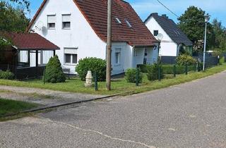 Doppelhaushälfte kaufen in 18581 Putbus, Putbus - Doppelhaushälfte mit Waldfläche und Garten